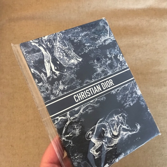 ✨NWT Dior Gold Trim Notebook - Picture 5 of 6